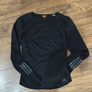 Adidas, long sleeve
Climax oil shirt